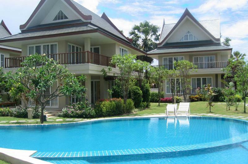 Baan Talay Samran 4 Bedrooms Villa with Beach&3 pools Cha-Am Buitenkant foto